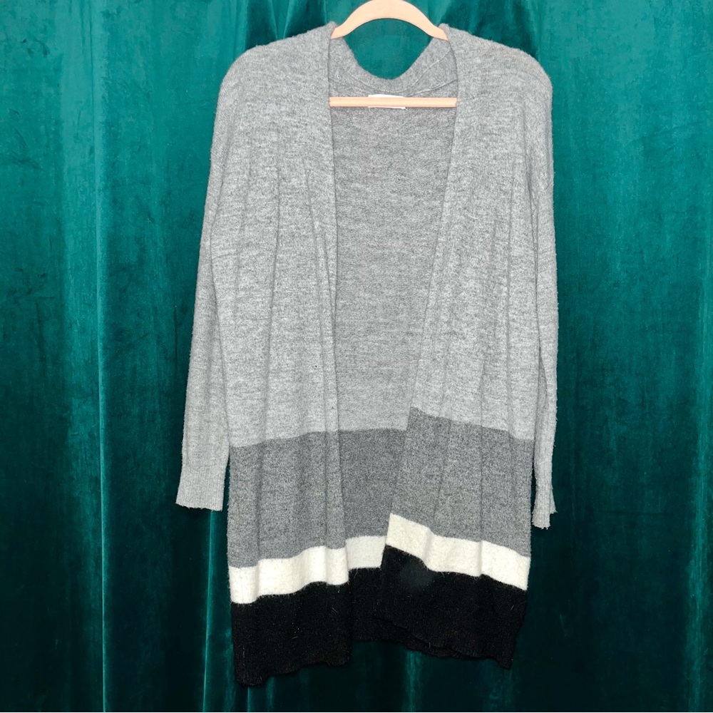 Sophie Rue Gray and Black Colorblock Sweater - Picture 2 of 5